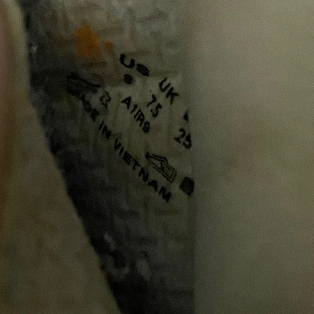 Girls Timberland Boots - Picture 6 of 6